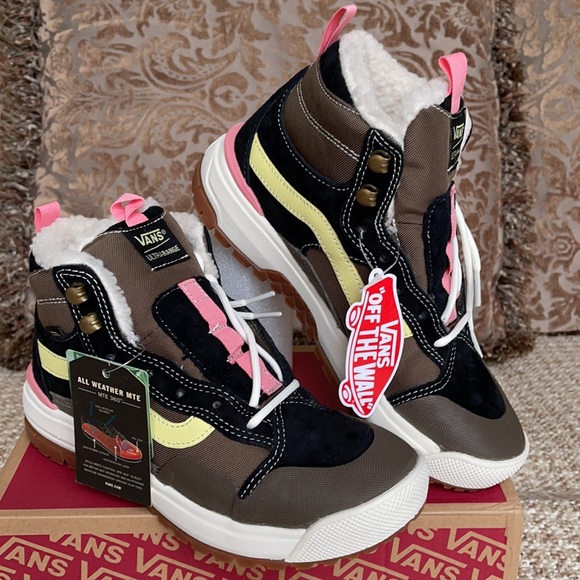 Vans Ultrarange Exo Hi Mte Canteen/Marshmallow WMN - Picture 6 of 16